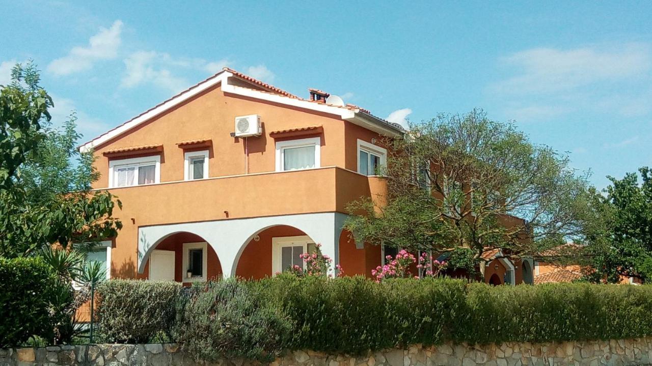 Apartman Perci Vrh Tar-Vabriga Εξωτερικό φωτογραφία