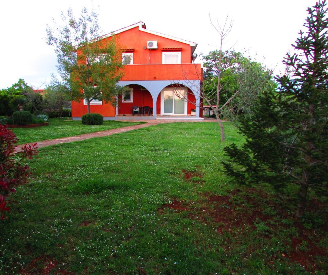 Apartman Perci Vrh Tar-Vabriga Εξωτερικό φωτογραφία