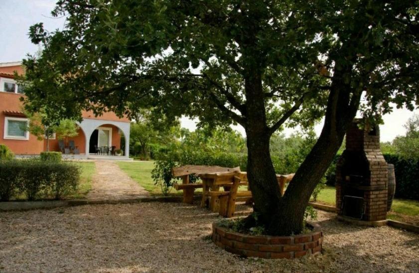 Apartman Perci Vrh Tar-Vabriga Εξωτερικό φωτογραφία